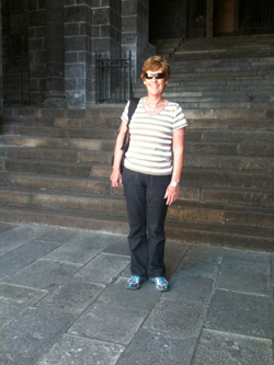 Sur le parvis de la cathédrale, le Puy